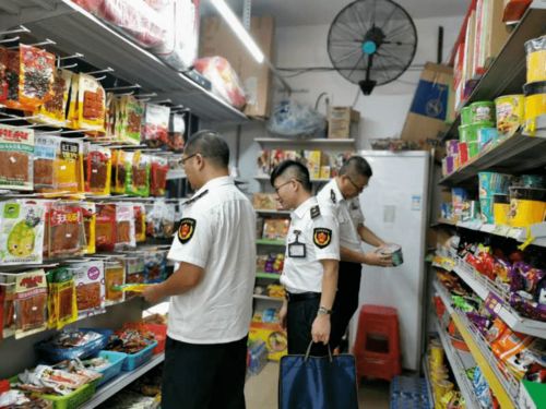 銀海區(qū)市場監(jiān)管局扎實推進(jìn)食品銷售風(fēng)險分級管理工作，筑牢食品安全防線